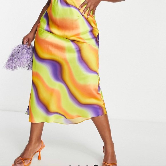 Never worn Asos midi satin skirt size 24 - Picture 2 of 2